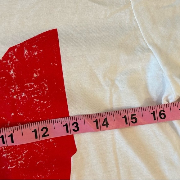 Women’s Rivalry Threads V-Neck OSU Ohio State Buckeyes Tee Size Medium NWOT - Picture 4 of 5